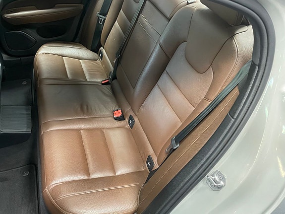 Volvo S60 5 of 5