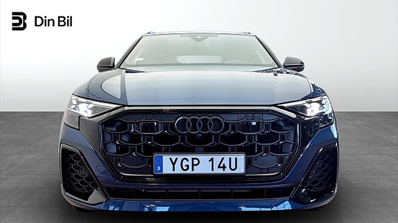Audi Q8 4 of 5