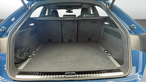 Audi Q8 13 of 13