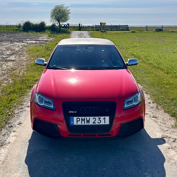 Audi RS3 3 of 5
