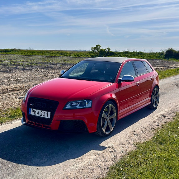 Audi RS3 2 of 5