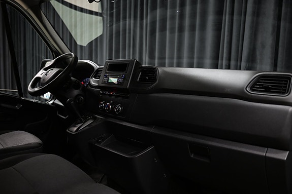 Renault Master 19 of 21