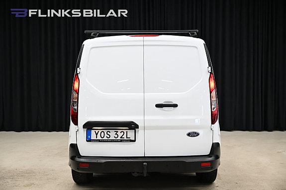 Ford Transit Connect 12 of 28