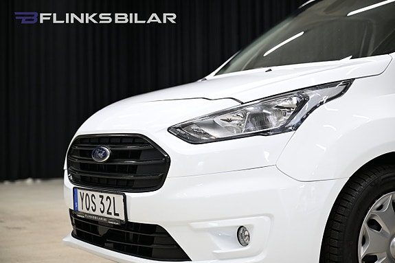 Ford Transit Connect 15 of 28