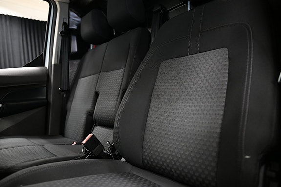 Ford Transit Connect 23 of 28