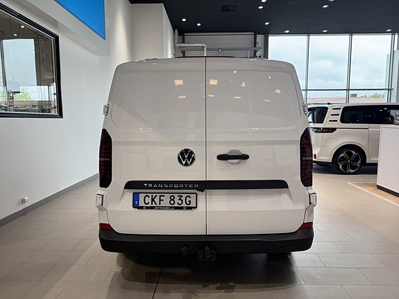 Volkswagen Transporter 6 of 16