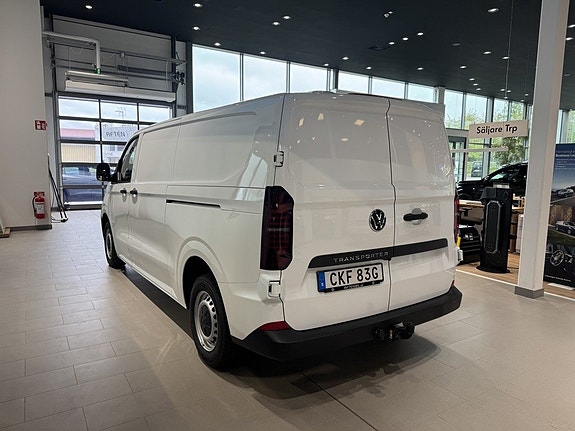 Volkswagen Transporter 7 of 16