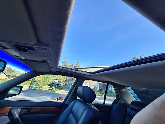 BMW 750i 12 of 12