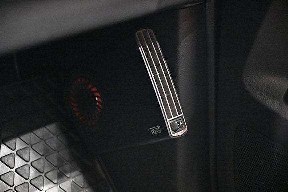 Volkswagen Amarok 16 of 27