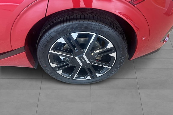 Kia EV6 8 of 18
