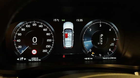 Volvo V60 Cross Country 15 of 23