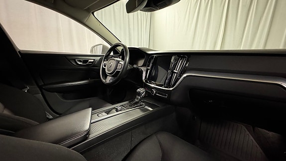 Volvo V60 Cross Country 20 of 23