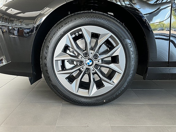 BMW 120 4 of 14
