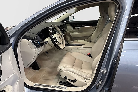 Volvo S90 4 of 5