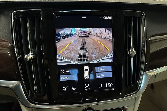 Volvo S90 19 of 21