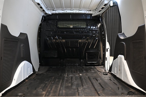 Ford Transit Connect 7 of 25