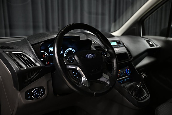 Ford Transit Connect 15 of 25