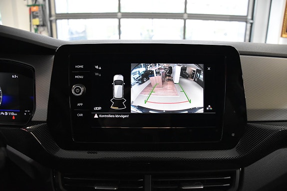 Volkswagen T-Cross 11 of 15