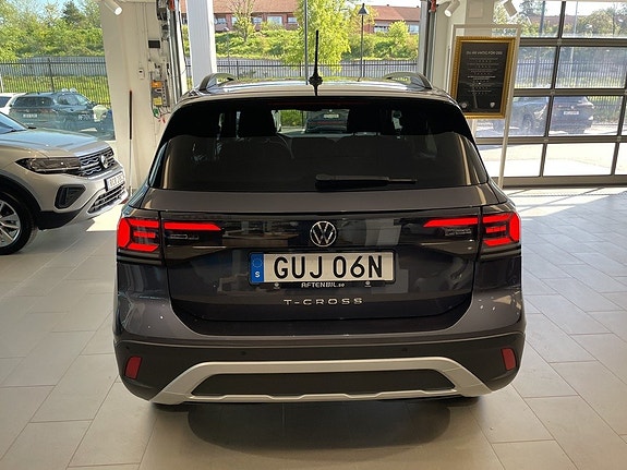 Volkswagen T-Cross 6 of 15