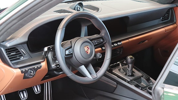Porsche 911 GT3 3 of 5