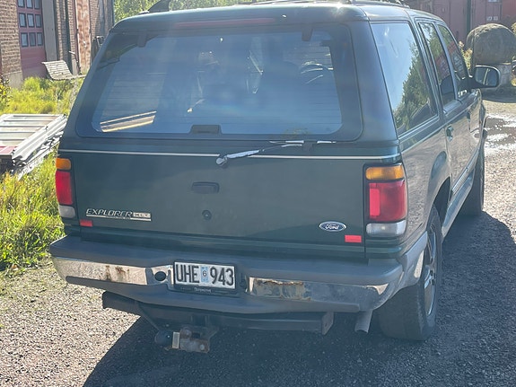 Ford Explorer 6 of 6