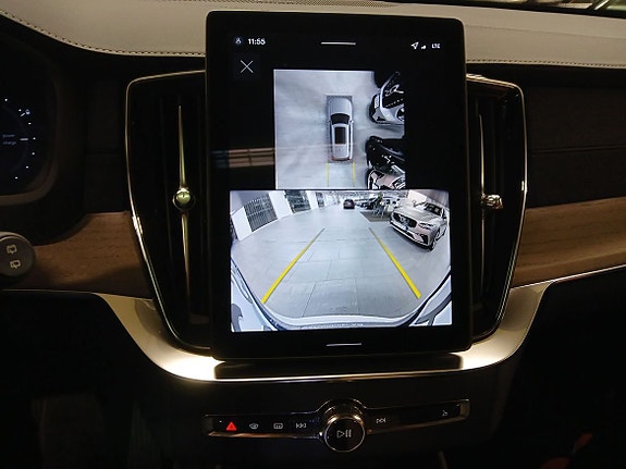 Volvo XC90 12 of 14