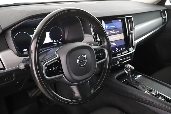 Volvo S90 11 of 30