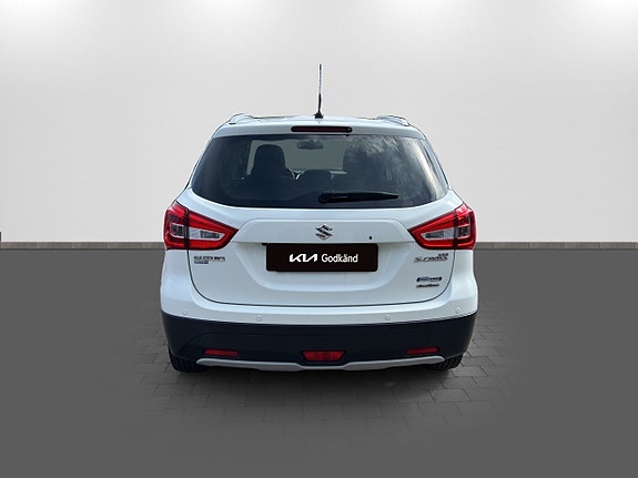 Suzuki S-Cross 5 of 19