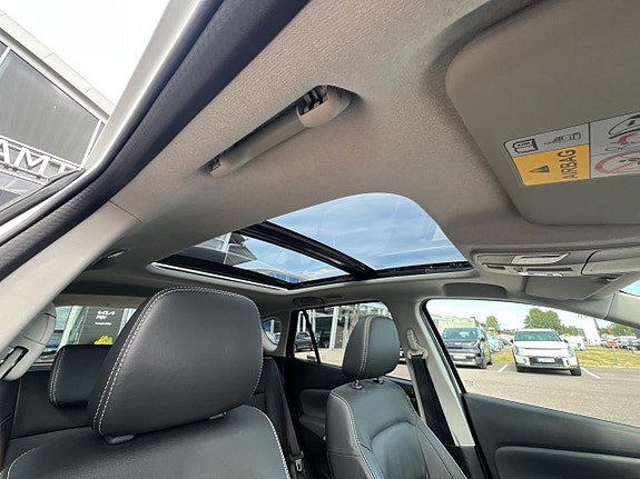 Suzuki S-Cross 17 of 19