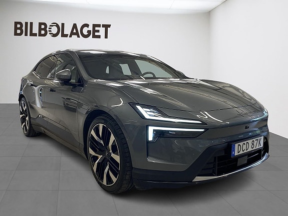 Polestar 4 5 of 5