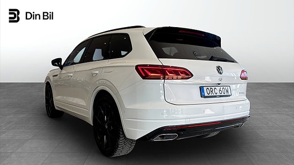 Volkswagen Touareg 3 of 19