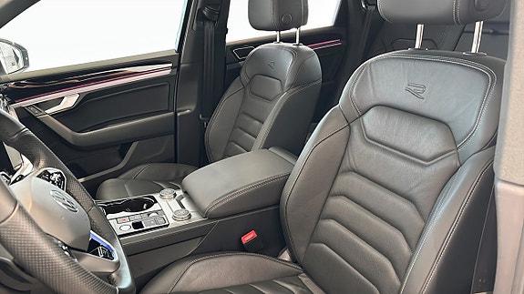 Volkswagen Touareg 8 of 19