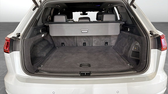 Volkswagen Touareg 14 of 19