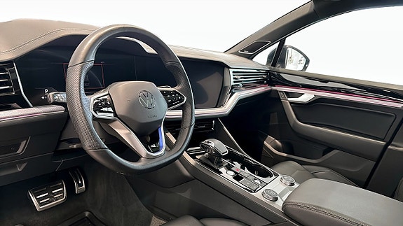 Volkswagen Touareg 7 of 19