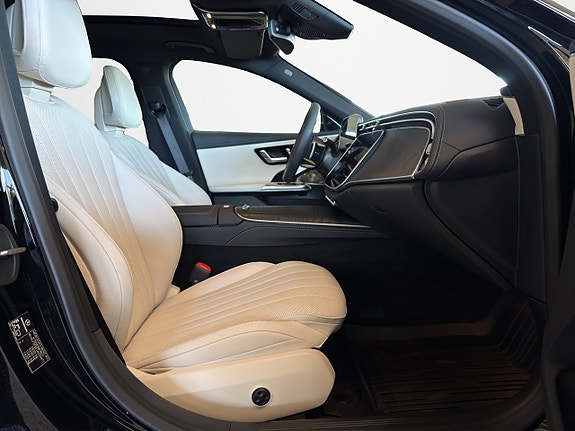 Mercedes-Benz E400 e 17 of 22