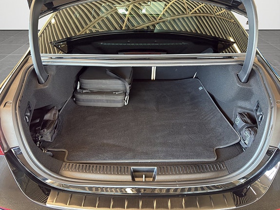 Mercedes-Benz E400 e 21 of 22