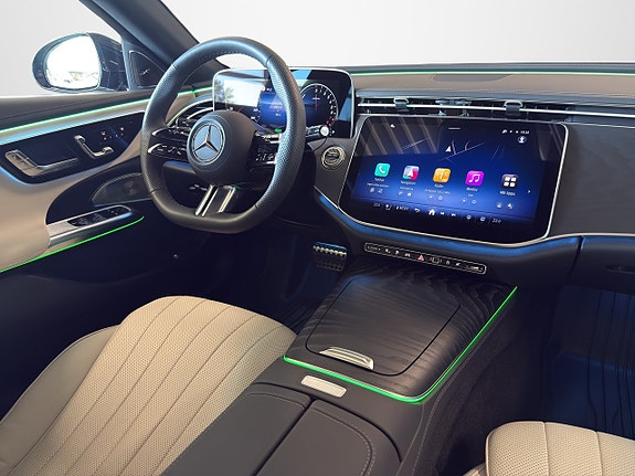 Mercedes-Benz E400 e 13 of 22