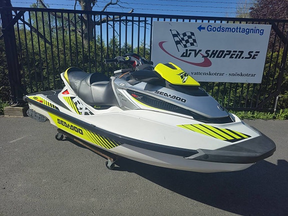 Sea-Doo RXT 300 -2017, 79 timmar GPS, Speedtie & Fenderfäste