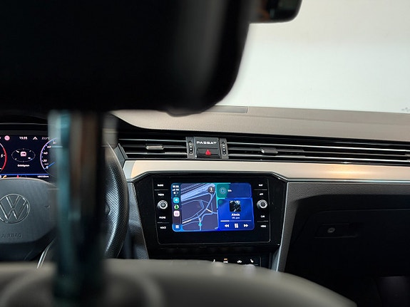 Volkswagen Passat Alltrack 16 of 19