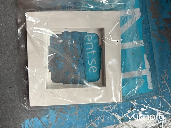 Product image 37 of 50