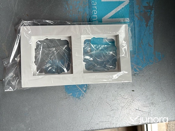 Product image 28 of 50
