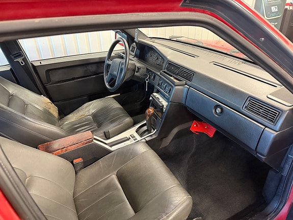 Volvo 740 6 of 8