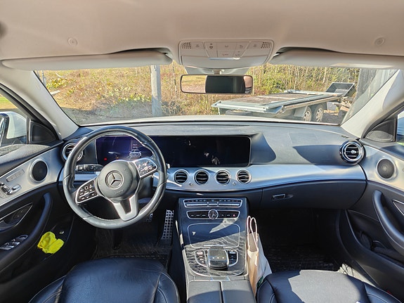 Mercedes-Benz E220 d 5 of 5