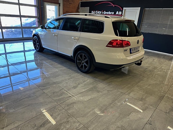 Volkswagen Passat Alltrack 5 of 5