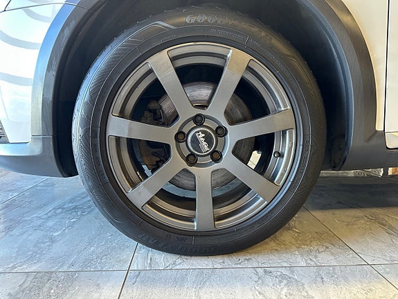 Volkswagen Passat Alltrack 7 of 23