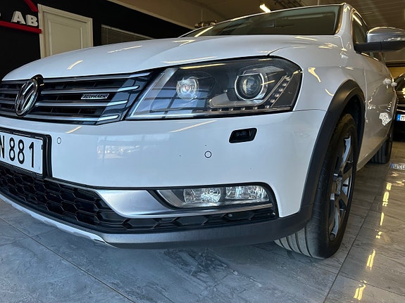 Volkswagen Passat Alltrack 6 of 23