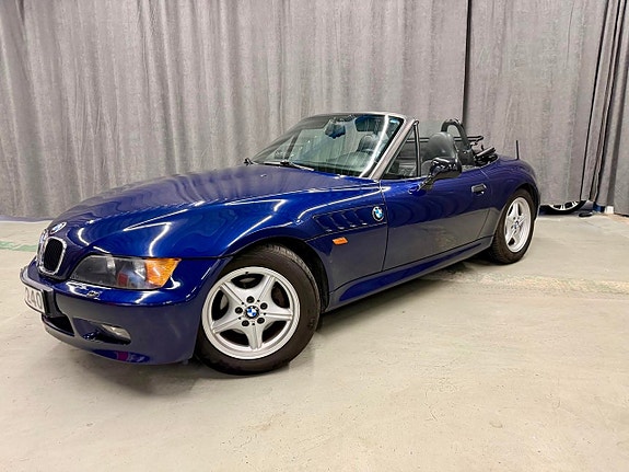 BMW Z3 2 of 5