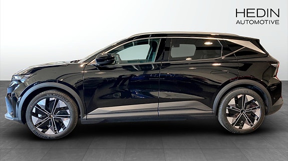 Renault Scenic E-Tech 4 of 5
