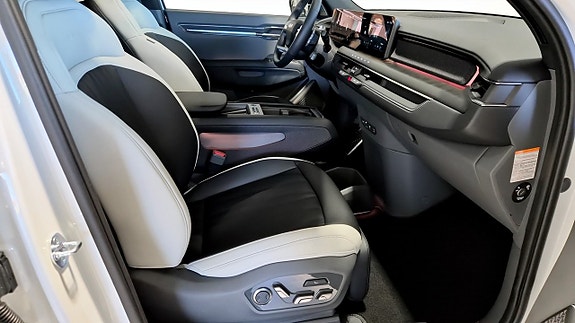 Kia EV9 3 of 5