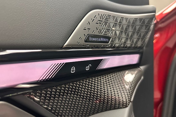 BMW 530e 18 of 18